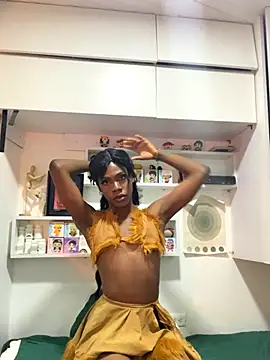 KEIKEI o online show from December 2, 5:35 am