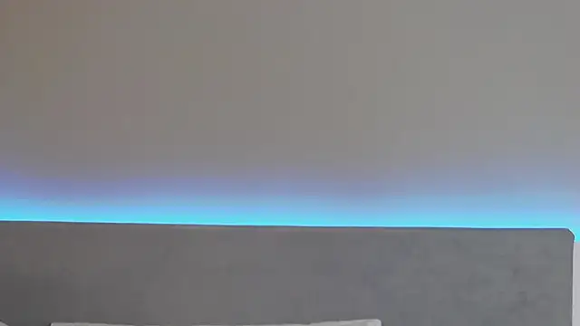 Snapshot of RachaelMils chatting on December 19, 3:57 am RachaelMils online show from December 19, 3:57 am