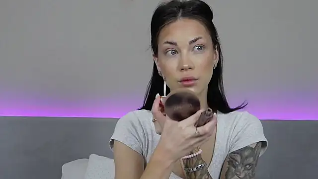 Snapshot of RachaelMils chatting on January 12, 4:07 am RachaelMils online show from January 12, 4:07 am