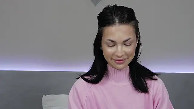 Snapshot of RachaelMils chatting on January 13, 3:56 am RachaelMils online show from January 13, 3:56 am