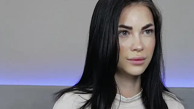 Snapshot of RachaelMils chatting on January 15, 3:44 am RachaelMils online show from January 15, 3:44 am