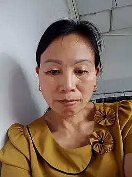 Lili-123k online show from February 7, 8:18 am