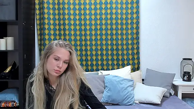 Wh1teAngelx online show from December 2, 7:47 am