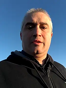 Snapshot of Olomoucak1982 chatting on April 7, 4:51 pm Olomoucak1982 online show from April 7, 4:51 pm