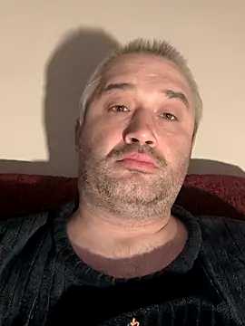 Snapshot of Olomoucak1982 chatting on April 13, 6:13 pm Olomoucak1982 online show from April 13, 6:13 pm