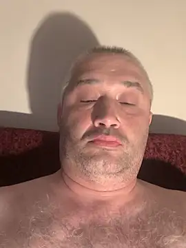 Snapshot of Olomoucak1982 chatting on June 18, 7:40 pm Olomoucak1982 online show from June 18, 7:40 pm