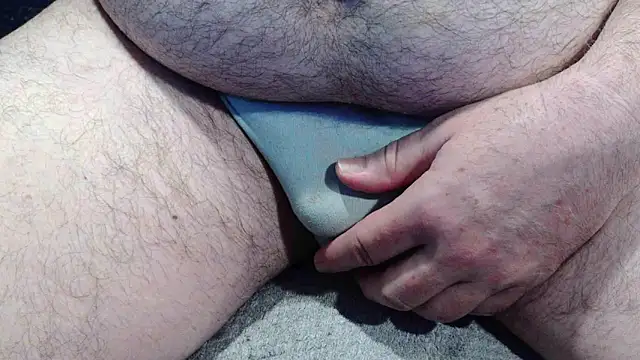 dadbodsensei  online show from April 15, 12:23 pm