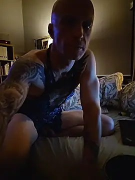 scotbhoyscott online show from June 4, 2:28 am
