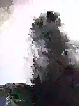 Snapshot of Pound5King chatting on April 16, 6:36 am Pound5King online show from April 16, 6:36 am