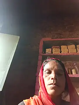 Snapshot of Karisma_ji chatting on December 21, 5:47 am Karisma ji online show from December 21, 5:47 am