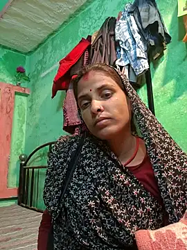 Hotgirl AN online show from December 3, 3:10 pm