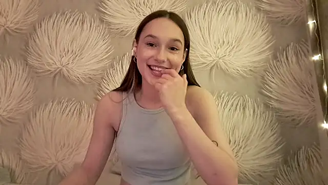 Snapshot of Harlybaby_2007 chatting on December 3, 2:26 pm Harlybaby 2007 online show from December 3, 2:26 pm