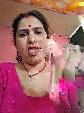Snapshot of Your-shreya143 chatting on May 31, 9:49 am Your-shreya143 online show from May 31, 9:49 am