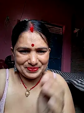 Snapshot of Your-shreya143 chatting on June 1, 10:28 am Your-shreya143 online show from June 1, 10:28 am