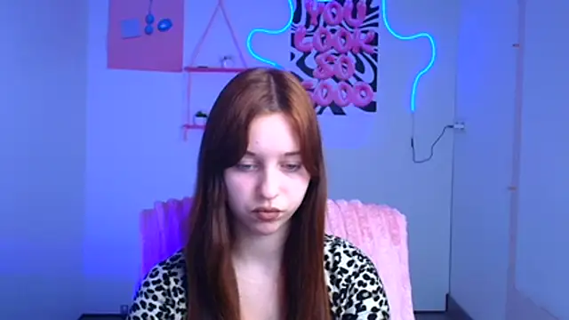 Snapshot of Lilu_May chatting on December 5, 7:10 pm Lilu May online show from December 5, 7:10 pm