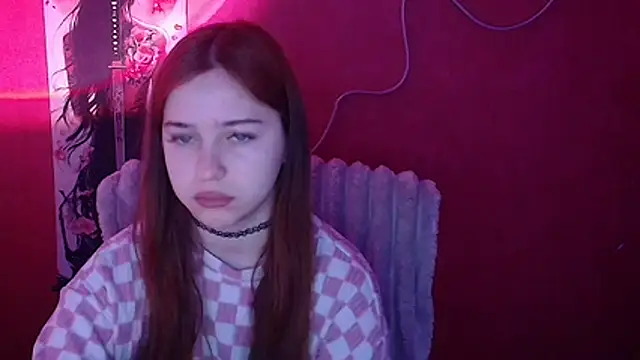 Snapshot of Lilu_May chatting on February 12, 6:19 am Lilu May online show from February 12, 6:19 am