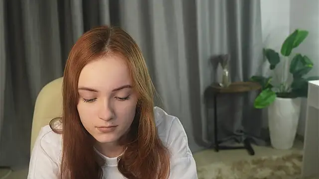 SheriseHartzo online show from December 4, 2:48 pm