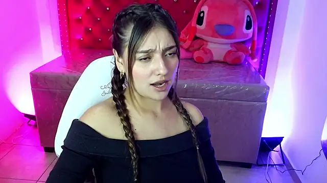 Snapshot of Diamond_juliana chatting on July 7, 6:47 am Diamond juliana online show from July 7, 6:47 am