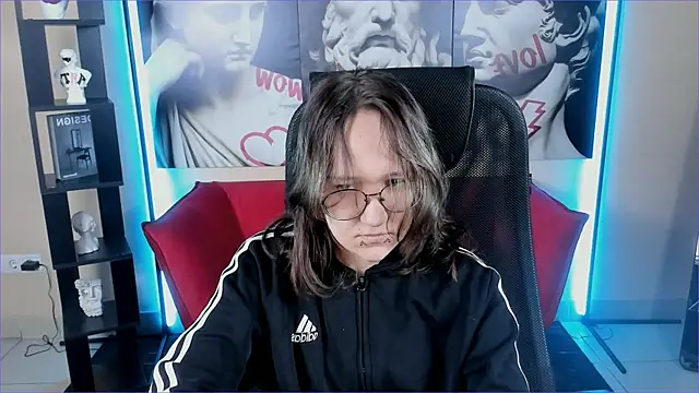 Snapshot of Sylvia_Reed chatting on December 14, 7:36 am Sylvia Reed online show from December 14, 7:36 am