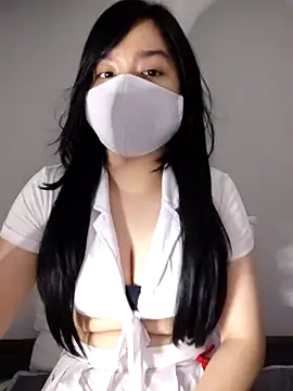 Miky Lyn online show from January 15, 2:10 pm