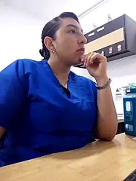 Snapshot of Valeria_montana_ chatting on April 30, 12:00 pm Valeria montana online show from April 30, 12:00 pm