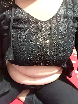 69sexybebs online show from April 18, 1:04 pm