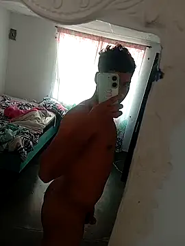 Enrique260499 online show from December 2, 6:47 pm