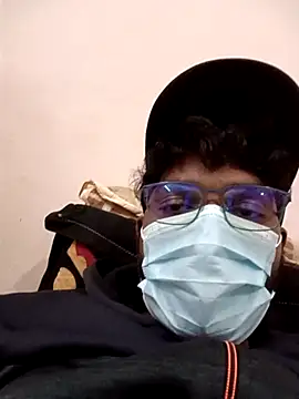 Snapshot of ShamelessVaaV chatting on December 3, 5:33 pm ShamelessVaaV online show from December 3, 5:33 pm