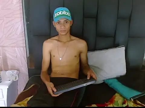 Axel Marcu online show from December 16, 5:18 pm