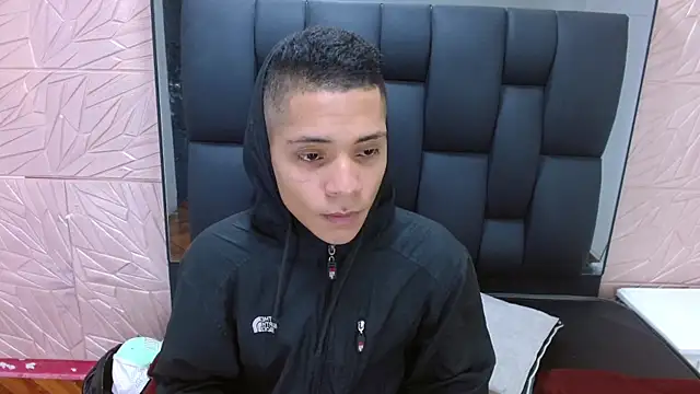 Axel Marcu online show from December 19, 1:29 pm