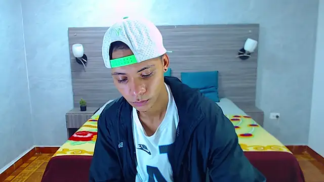 Axel Marcu online show from December 20, 5:14 am