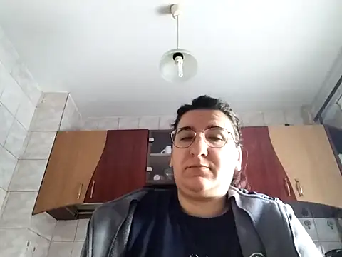 Snapshot of Dana92va chatting on February 20, 8:27 am Dana92va online show from February 20, 8:27 am