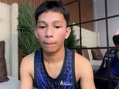 TheBoyAboveYou online show from May 30, 12:41 am