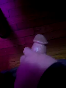 Snapshot of Jay82bronx chatting on December 2, 11:56 pm Jay82bronx online show from December 2, 11:56 pm