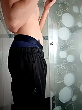 nicolatinboy online show from April 1, 3:20 pm