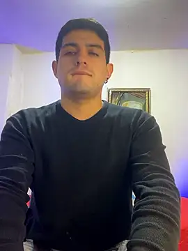 williamsmiiths16 online show from January 13, 3:06 pm