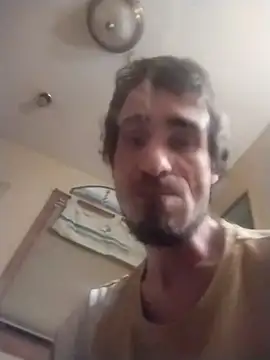 bigjohnson2914 online show from December 13, 11:21 pm