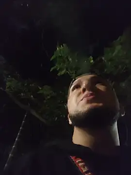 Snapshot of GideonCartie chatting on December 4, 2:54 am GideonCartie online show from December 4, 2:54 am