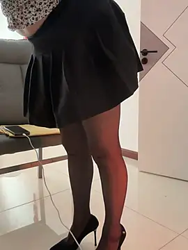 luckybaby666999 online show from April 26, 1:47 am