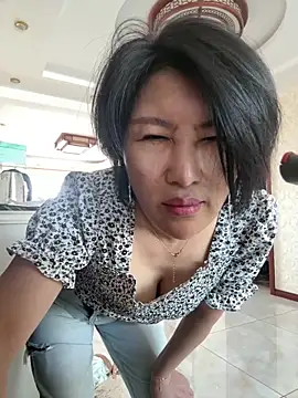 luckybaby666999 online show from May 7, 10:26 pm