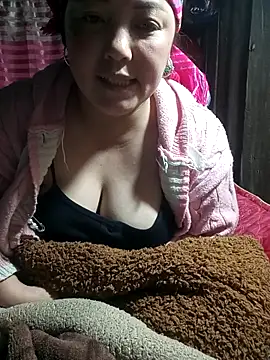 Snapshot of sary-hot2x chatting on February 9, 4:38 am sary-hot2x online show from February 9, 4:38 am