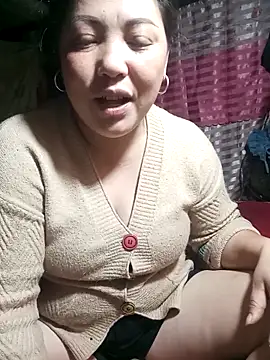 Snapshot of sary-hot2x chatting on February 23, 10:40 pm sary-hot2x online show from February 23, 10:40 pm