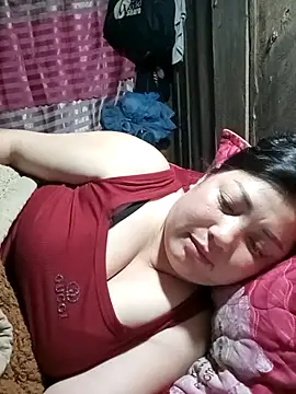 Snapshot of sary-hot2x chatting on February 26, 9:03 pm sary-hot2x online show from February 26, 9:03 pm