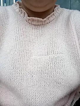 Snapshot of sary-hot2x chatting on February 27, 11:38 pm sary-hot2x online show from February 27, 11:38 pm