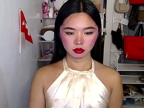 Snapshot of voganmarie chatting on June 28, 12:55 pm voganmarie online show from June 28, 12:55 pm