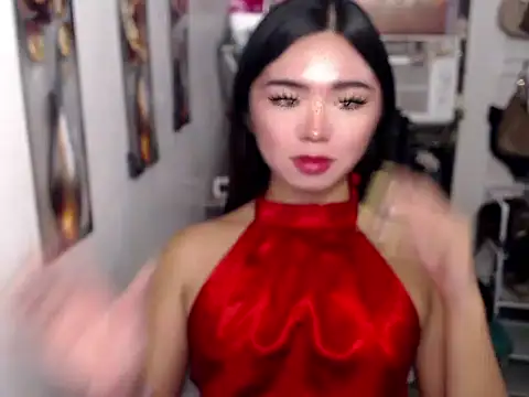 Snapshot of voganmarie chatting on July 7, 7:23 am voganmarie online show from July 7, 7:23 am