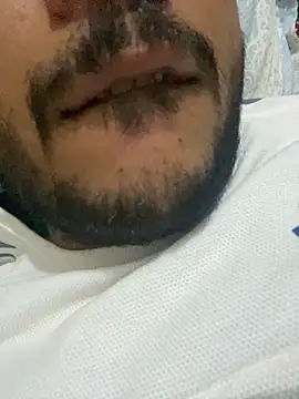 Snapshot of reyansh20134 chatting on February 7, 4:22 pm reyansh20134 online show from February 7, 4:22 pm