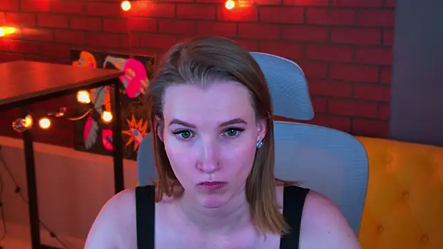 Megan Rodgers online show from December 20, 10:17 pm