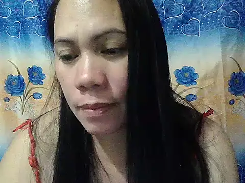 Snapshot of sweet_candy52 chatting on March 10, 6:35 pm sweet candy52 online show from March 10, 6:35 pm