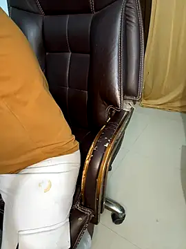 vampirex7 online show from December 3, 4:05 pm